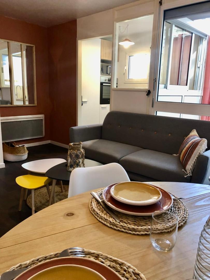 Le Carnot: City Centre With Parking Space Apartment ปัวติเยร์ ภายนอก รูปภาพ
